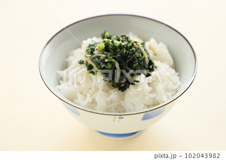 ふきの葉の炒め物（ご飯のお供に） 102043982