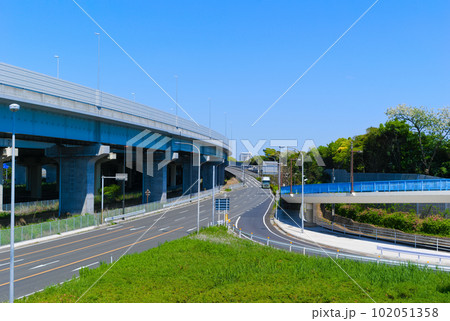 千葉県浦安市舞浜駅駅前の風景2023年4月 102051358