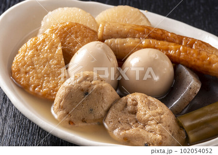 美味しい煮込みおでん 102054052