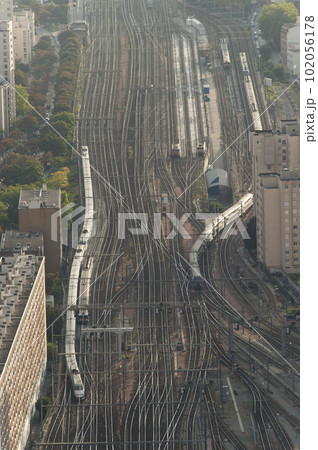 モンパルナスタワーから望むTGV モンパルナスタワーから望むTGV 102056178