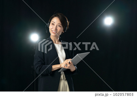 プロデューサー　ディレクター　ad 102057803