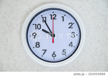 10時5分前 5分前行動 10時5分前 5分前行動 102058966