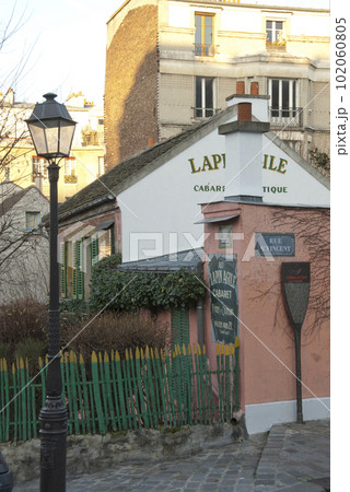 オ・ラパン・アジル 102060805