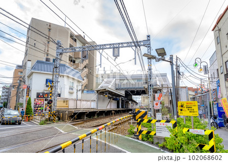 横浜市鶴見区の都市風景 鶴見市場駅 横浜市鶴見区の都市風景 鶴見市場駅 102068602