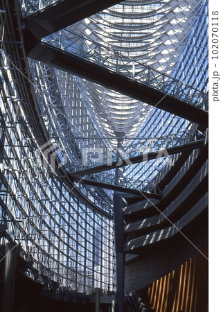 建築の普遍的な美しさ 建築の普遍的な美しさ 102070118