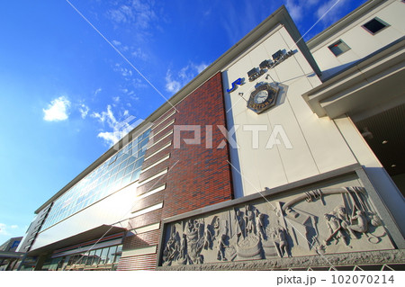 西条酒蔵通りの玄関 JR西条駅 西条酒蔵通りの玄関 JR西条駅 102070214
