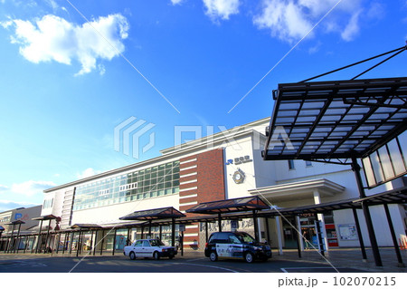 西条酒蔵通りの玄関 JR西条駅 西条酒蔵通りの玄関 JR西条駅 102070215