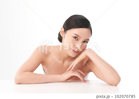 Beautiful young asian woman with clean fresh skin on white background, Face care, Facial treatment, Cosmetology, beauty and spa, Asian women portrait. 102070785