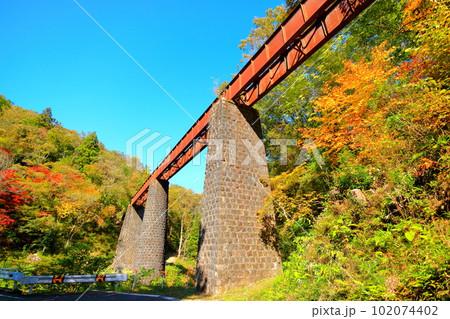 北恵那鉄道の遺構　上地橋梁　秋 102074402