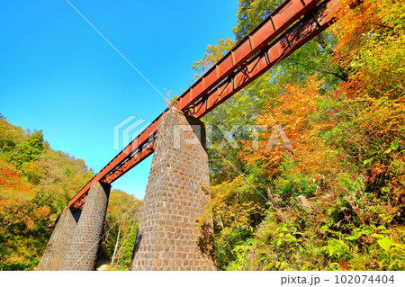 北恵那鉄道の遺構　上地橋梁　秋 102074404