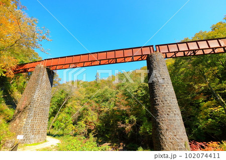 北恵那鉄道の遺構　上地橋梁　秋 102074411