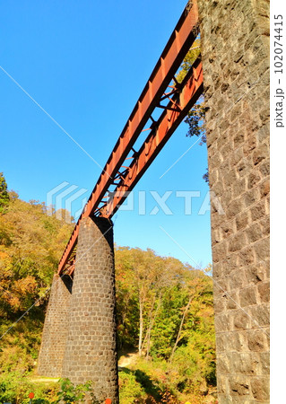 北恵那鉄道の遺構 上地橋梁 秋 北恵那鉄道の遺構 上地橋梁 秋 102074415