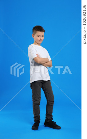 huru preteens Full length portrait of preteen boy on light...の写真素材 [102092136] - PIXTA