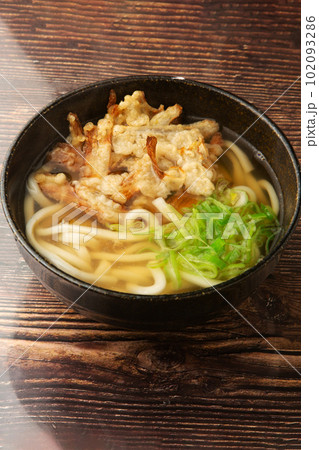 ごぼ天うどん 102093286