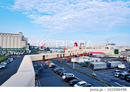 苫小牧西港フェリーターミナル送迎デッキからの風景 苫小牧西港フェリーターミナル送迎デッキからの風景 102096496