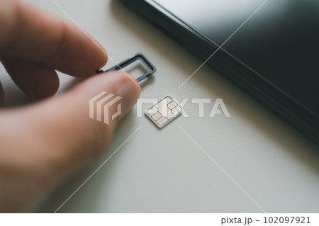 SIMカード交換 102097921