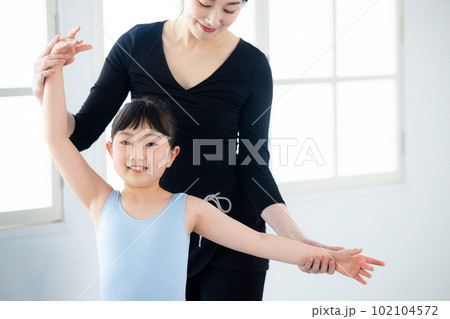 キッズ　バレエ教室　 102104572