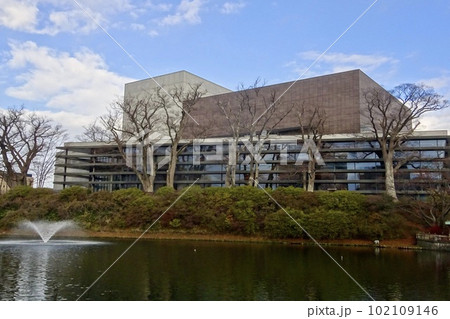 あきた芸術劇場ミルハス　秋田県秋田市 102109146