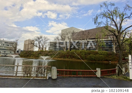 あきた芸術劇場ミルハス　秋田県秋田市 102109148