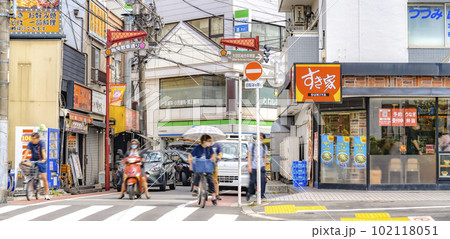 東京都大田区の都市風景　梅屋敷駅 102118051