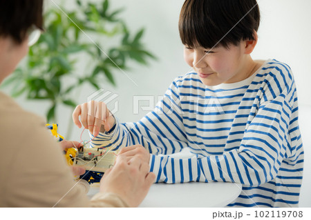 キッズ　プラモデル　　 102119708