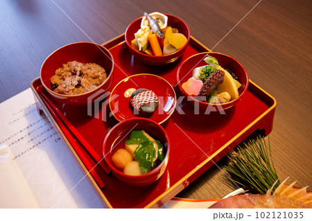 お食い初めのお料理 102121035