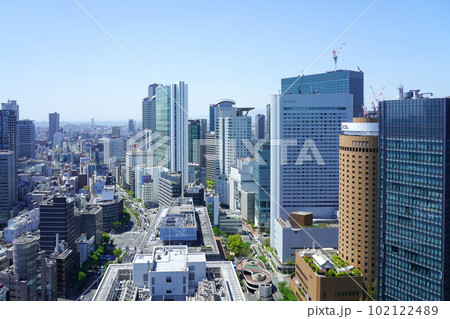 大阪駅前第三ビルから見た大阪市街地 102122489