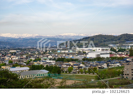 さくらの丘から望む寒河江市街 102126625