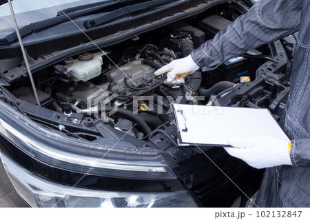 車と整備士 車と整備士 102132847