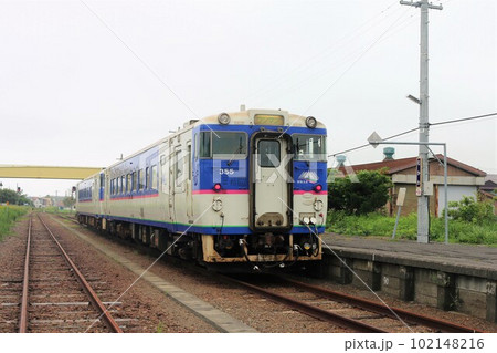 【JR北海道】キハ40形（日高本線：鵡川駅） 102148216