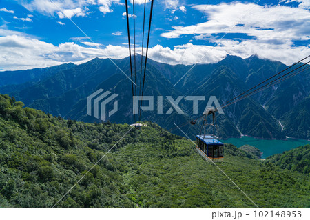 夏の立山黒部アルペンルート 立山ロープウェイ 夏の立山黒部アルペンルート 立山ロープウェイ 102148953