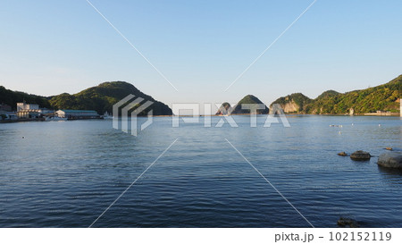 天然の良港 但馬柴山港の風景 天然の良港 但馬柴山港の風景 102152119