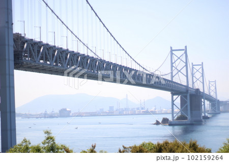 与島PAからの瀬戸大橋 102159264