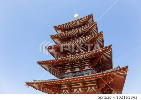 大阪・四天王寺「五重塔」(2023年4月1日撮影) 大阪・四天王寺「五重塔」(2023年4月1日撮影) 102161843