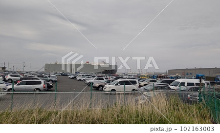 中古自動車の仮置場 102163003