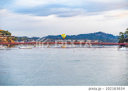 日本三景松島 福浦島と福浦橋 宮城県松島町 日本三景松島 福浦島と福浦橋 宮城県松島町 102163634