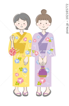 浴衣を着た若い女性の2人組　女性同士 102165772