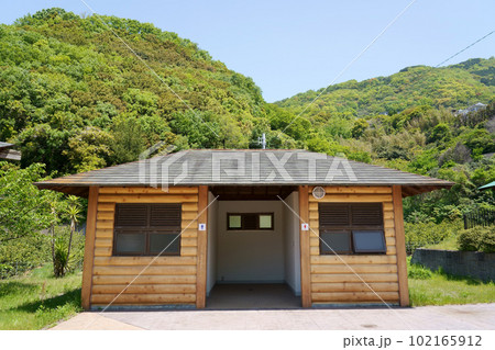 公衆トイレ 公衆トイレ 102165912