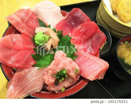 マグロ丼 マグロ丼 102170251