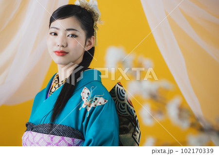 青い振袖 102170339