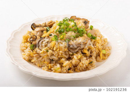 牡蠣チャーハン 牡蠣チャーハン 102191236