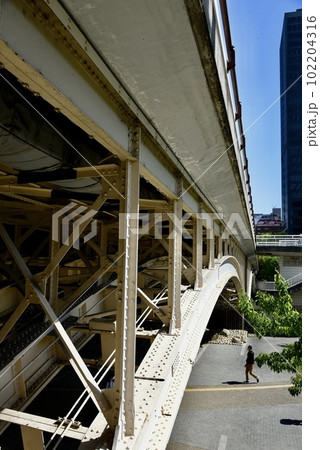 天神橋、橋梁、中之島、神様、てんじん、氏神様、天満宮、ライトアップ 102204316