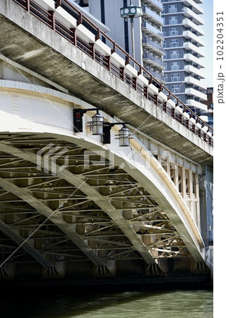 天神橋、橋梁、中之島、神様、てんじん、氏神様、天満宮、ライトアップ 102204351