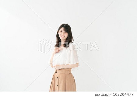 女性 ミドル ポートレート 女性 ミドル ポートレート 102204477