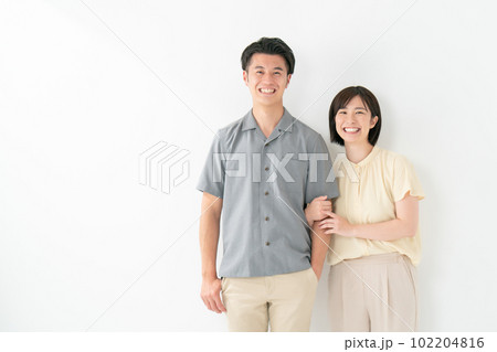 カップル 男女 ポートレート カップル 男女 ポートレート 102204816