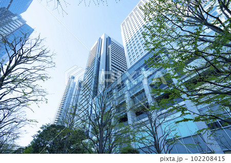 品川のビル街・東京 102208415