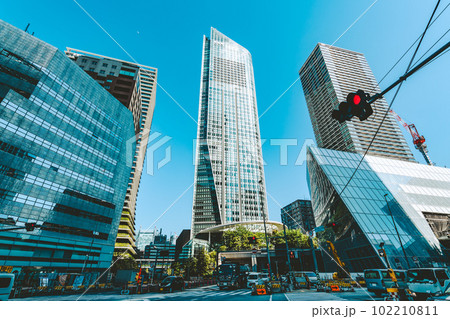 変貌が続く東京 虎ノ門2丁目交差点 国道1号と環二通り 2023.04　b-5 フィルム調 102210811