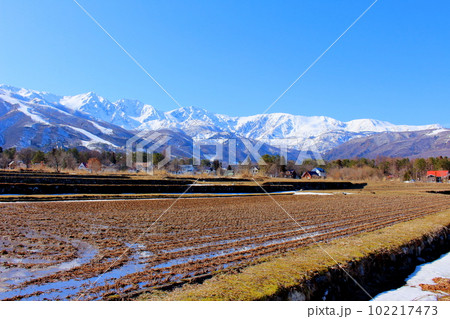 3月の白馬村からの北アルプス 麗しき北アルプス 積雪の北アルプス 3月の白馬村からの北アルプス 麗しき北アルプス 積雪の北アルプス 102217473