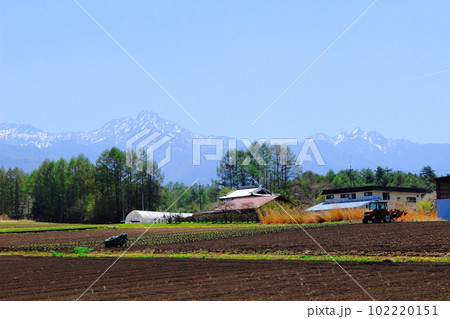 5月の八ヶ岳と南アルプス　　　麗しき八ヶ岳と南アルプス　　　八ヶ岳山麓と南アルプス　 102220151