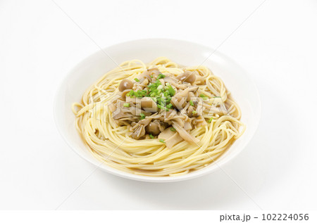 きのこの和風スープパスタ 102224056